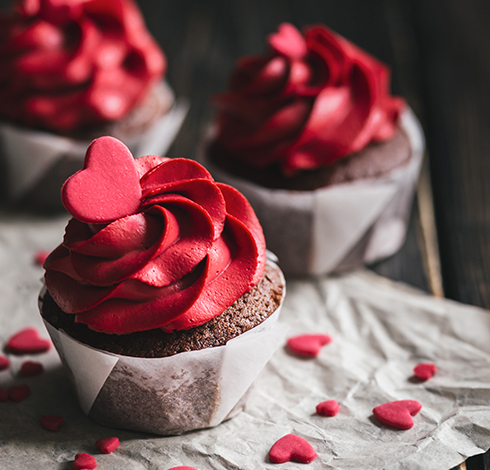 Chocolate Cupcake with Fondant Heart and Chocolate Cream